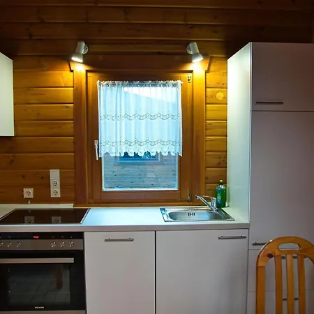 Hasselhaeuser Hasselhaus 4 * 하셀펠데